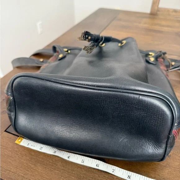 Vintage Dooney & Bourke Black Latigo Leather Bucket Bag Brass Western Boho - Picture 16 of 16